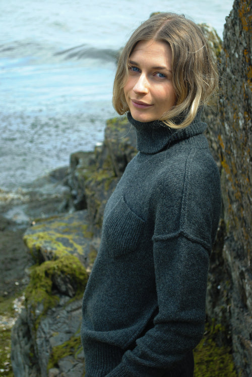 Beckett Turtleneck